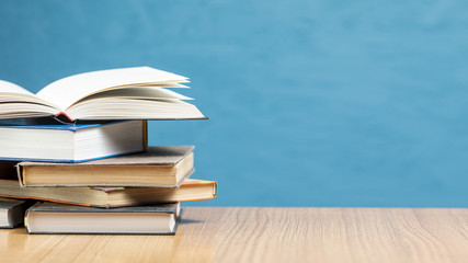 你认为羽毛球技术很强的男单选手都有谁？